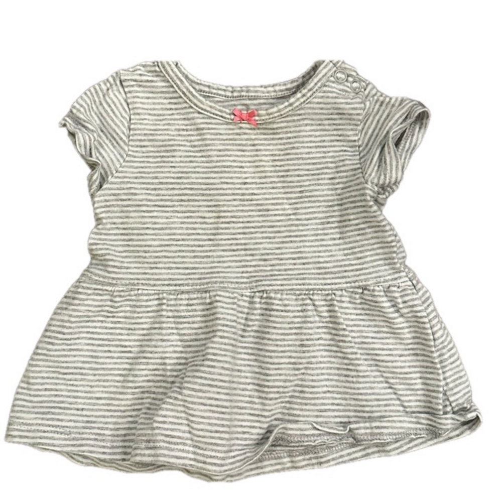 6/20$ Carter’s baby striped peplum style top tee size 6 months